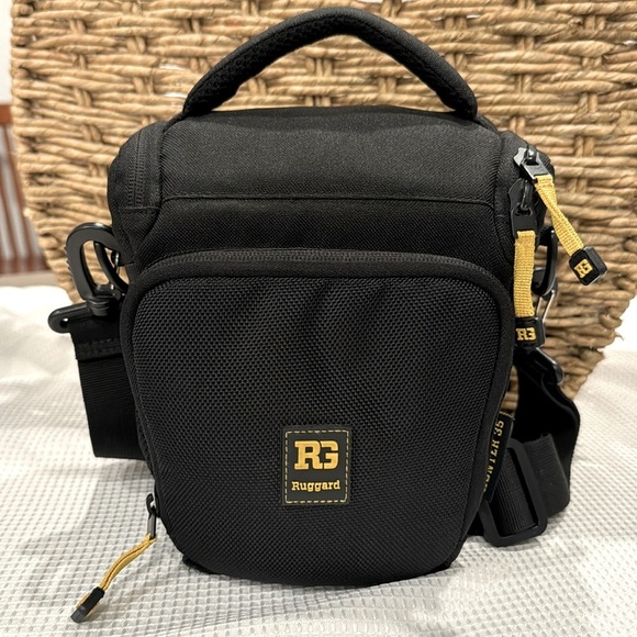 RUGGARD Other - RUGGARD Hunter 35 DSLR Camera Bag
